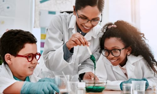 BAMBINI-PARLANO-THERAPY-CENTER-Asistencia-con-Proyectos-Educativos